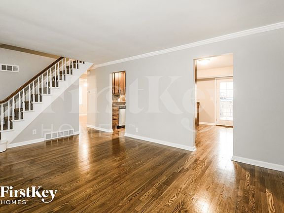 3rd image of 7630 General Sherman Ln