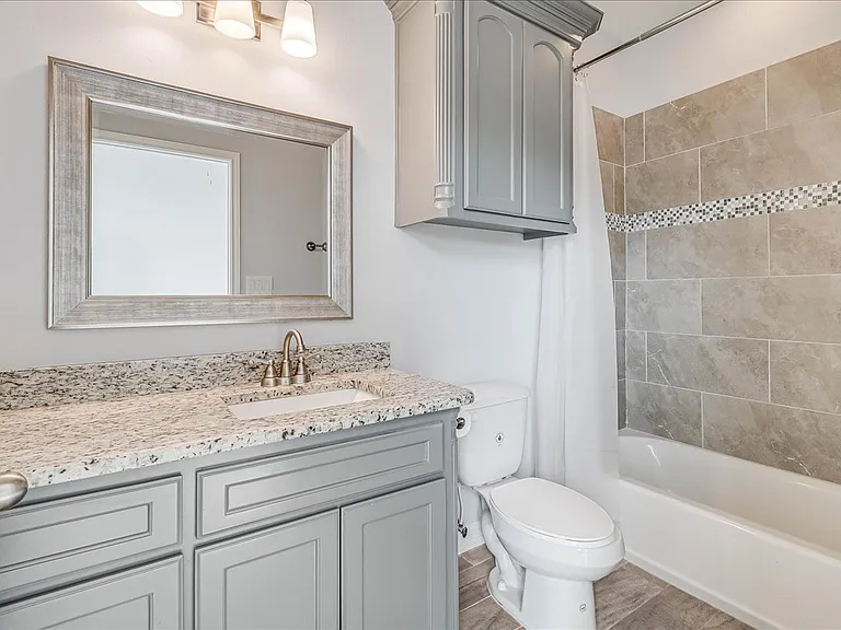 15501 Escapade St — Photo 14
