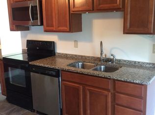 15 Loxley Rd, Portsmouth, VA 23702