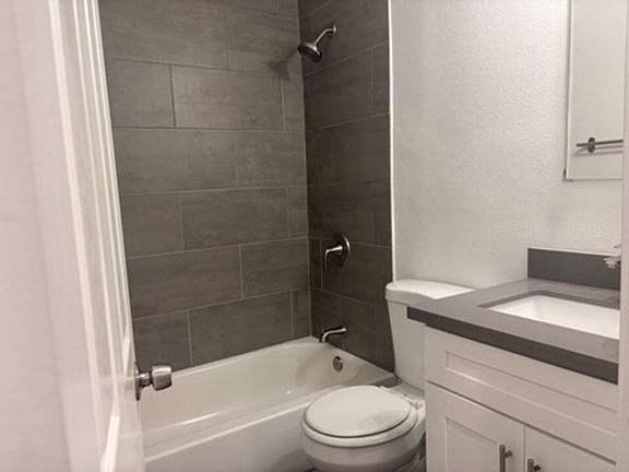 3rd image of 845 E 6th St APT 2