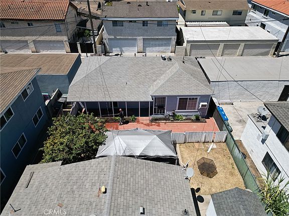 3rd image of 137 N 2nd St