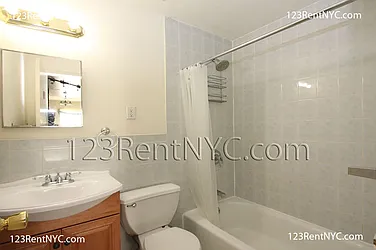 Rented by 123RentNYC.com