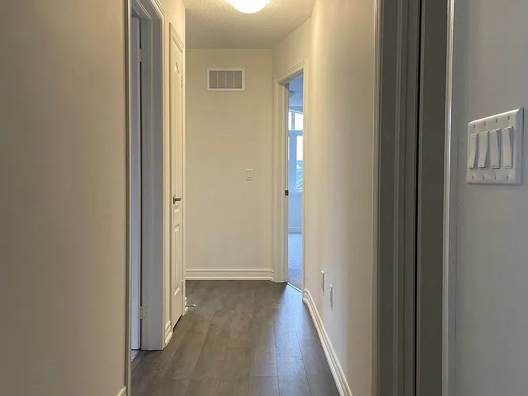 460 Silver Maple Rd — Photo 15