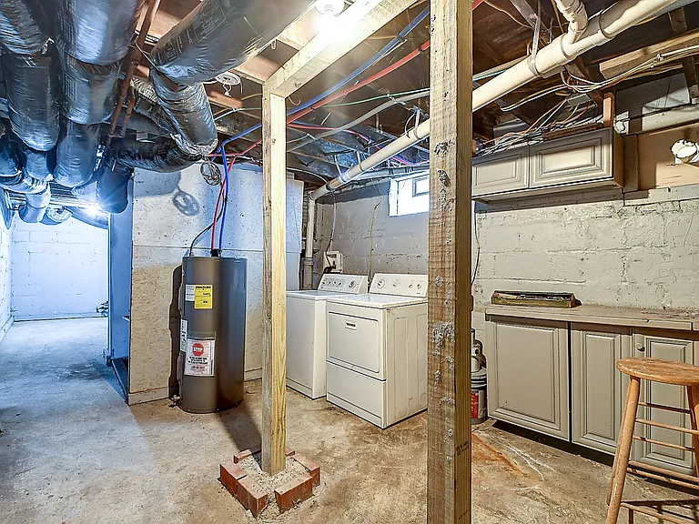 2915 N Talbott St — Photo 25