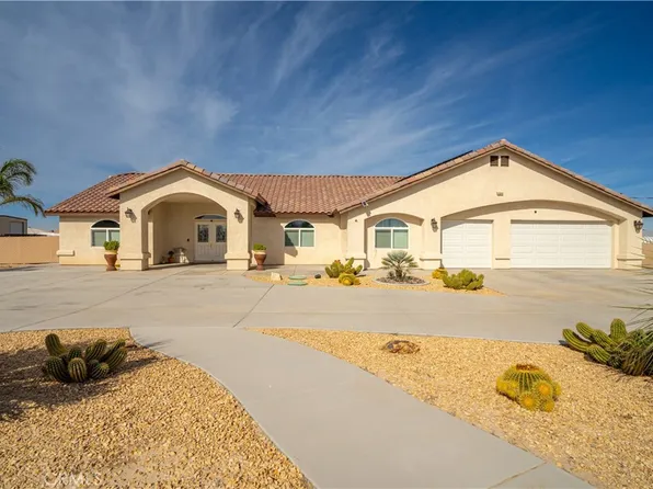 15914 Mission St, Hesperia, CA 92345