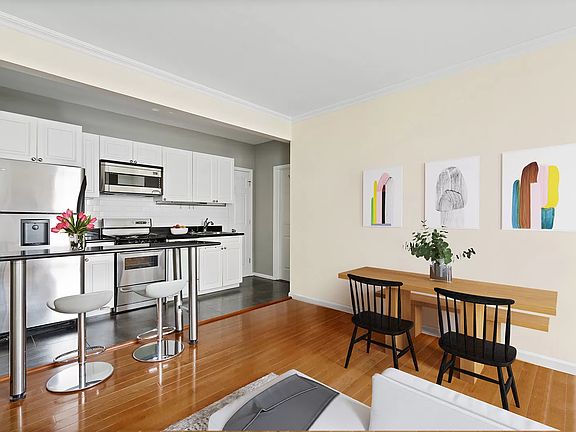 2nd image of 220 W 111th St APT 3D