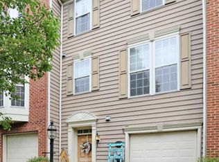 35 Lullwater Way, Falling Waters, WV 25419