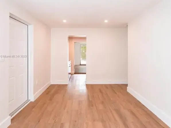 5160 SW 5th St #1, Miami, FL 33134