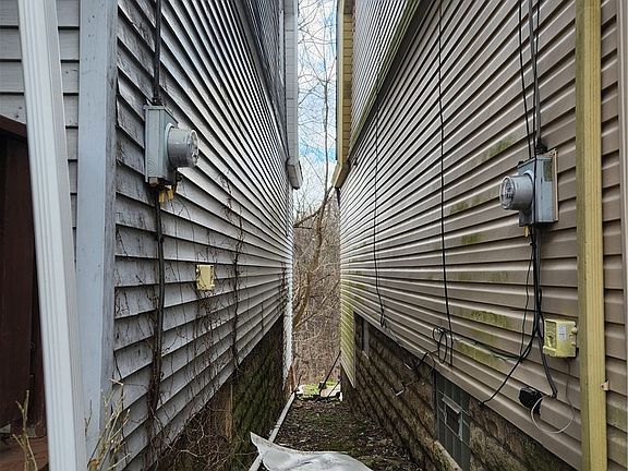 5th image of 7157 Verona Blvd