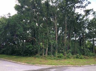 2200 Pine Needles Cir, Pensacola, FL 32514