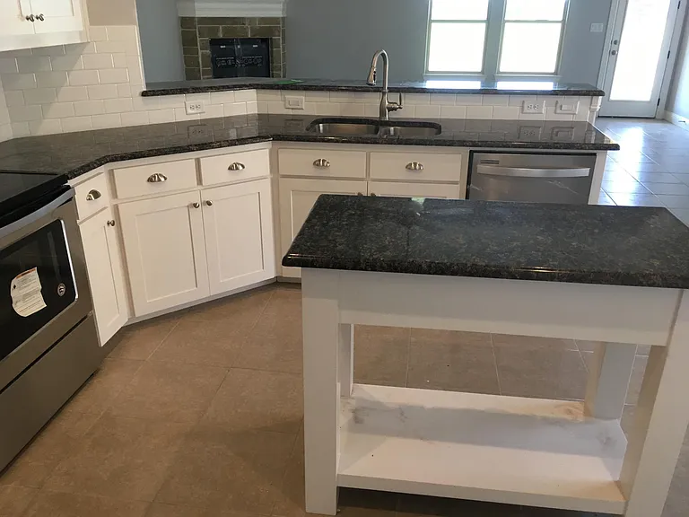 548 Clearwater Pl — Photo 9