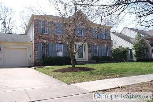 2nd image of 767 Oakwilde Way
