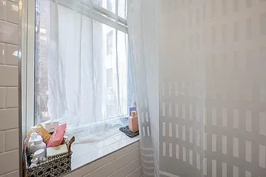 Rented by Rita S Citrin, LREB