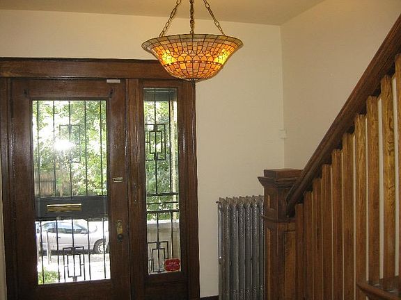 4th image of 1326 N Humboldt St