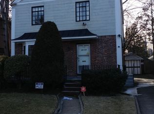 7514 137th St, Flushing, NY 11367