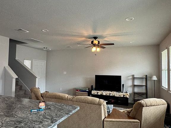 2nd image of 988 Rice Dr