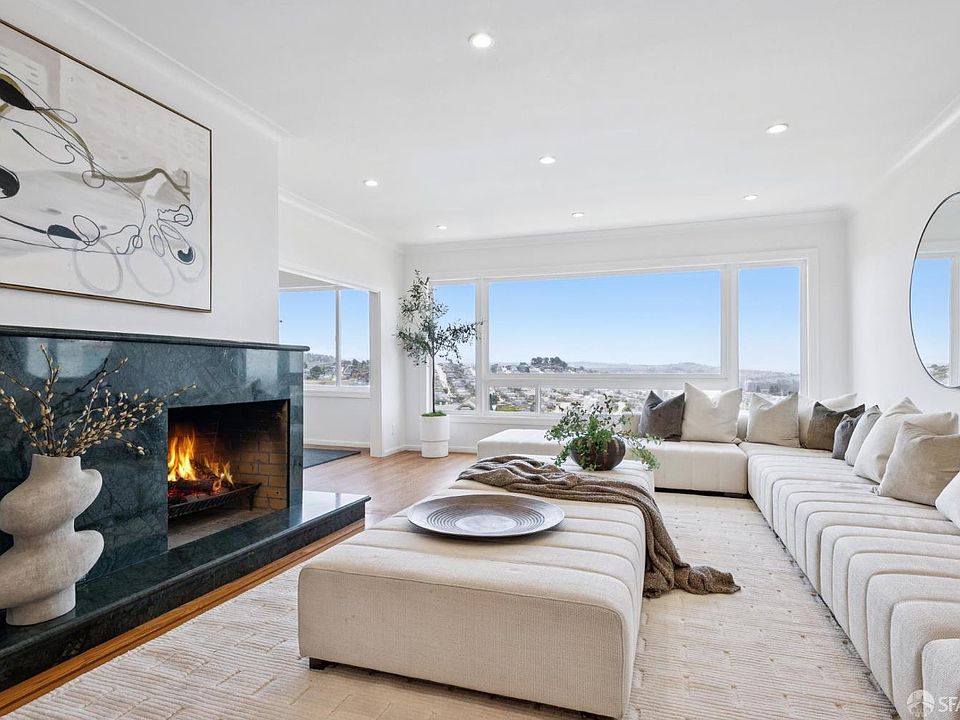 1st image of 850 Darien Way