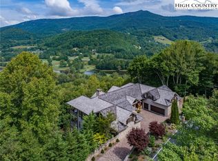 109 Gold Finch Ct, Banner Elk, NC 28604