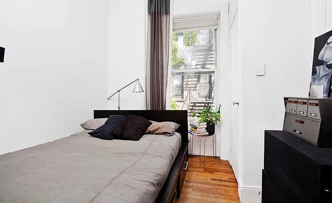 Rented by LJ Sloane Management | media 24