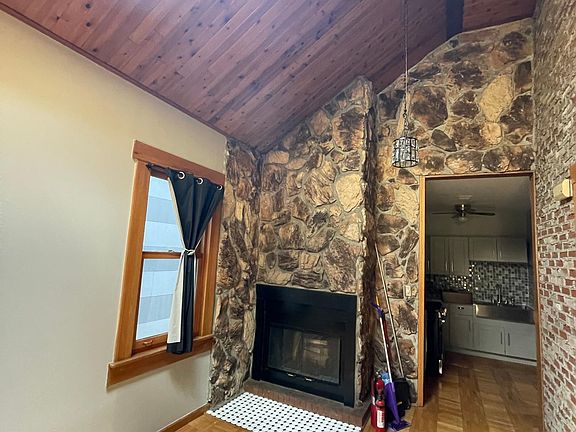 4th image of 1418 N North Park Ave #2