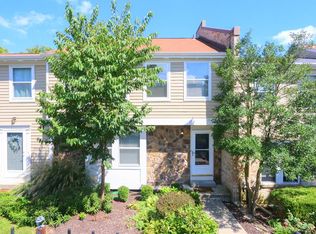 2036 Stratford Ct, Loveland, OH 45140