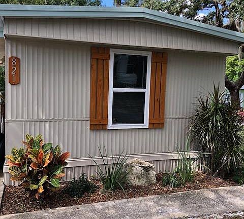 2nd image of 821 Elkan Dr