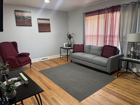 4th image of 1701 Weststone Dr