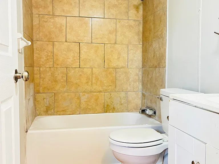 3822 Towery Rd #8 — Photo 15