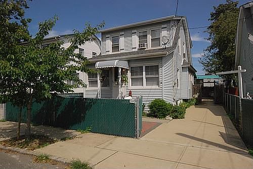 1st image of 9728 221st St