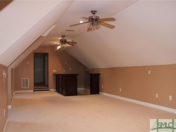 4th image of 836 Southbridge Blvd