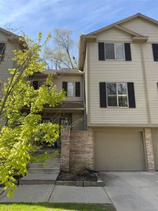 7059 Colonial Oaks Dr, Waterford, MI, 48327