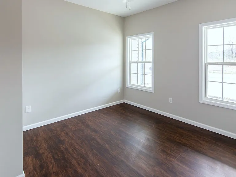 33 Michigan Ln — Photo 13