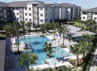 2690 Gateway Centre Pkwy, Saint Petersburg, FL 33716