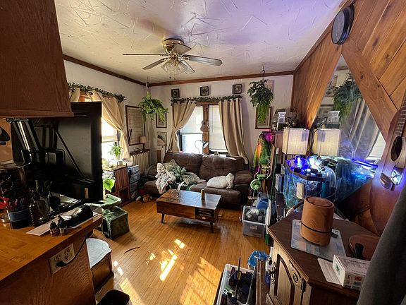 2nd image of 1905 Stevens Ave #201