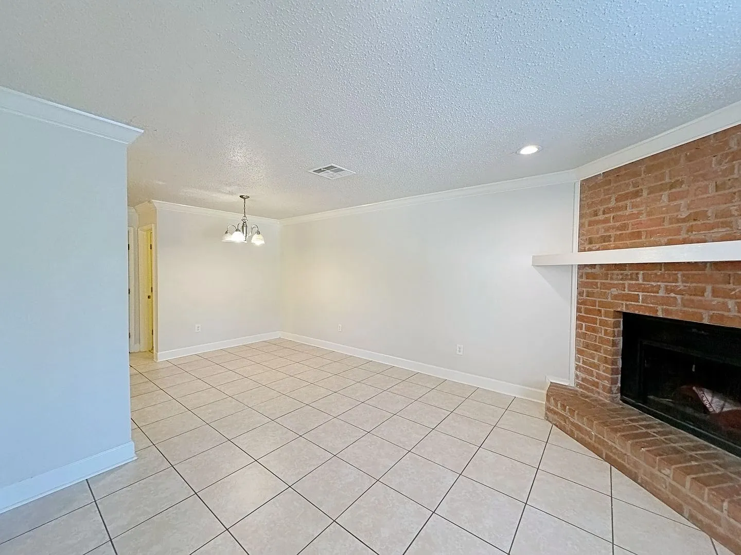 3544 Yorkfield Dr. — Photo 4