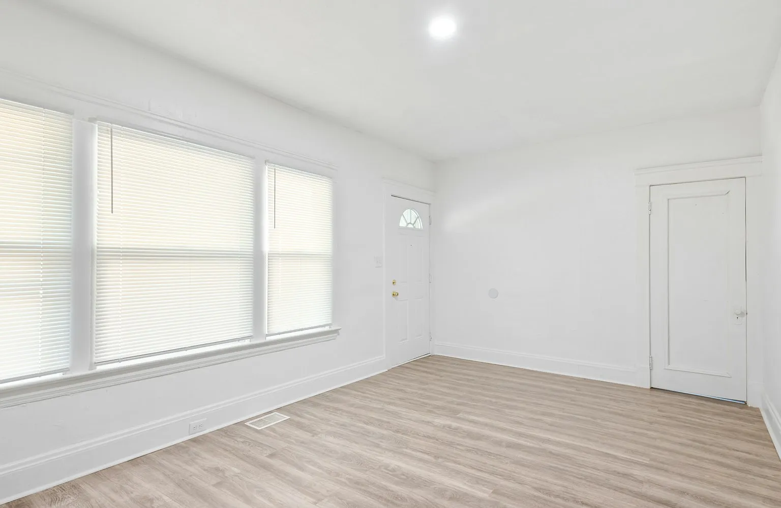 635 East 124th Street, Unit A — Photo 4