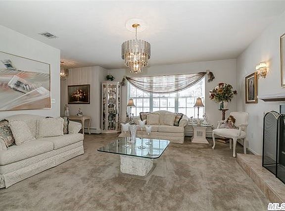 4th image of 23 Harwood Way
