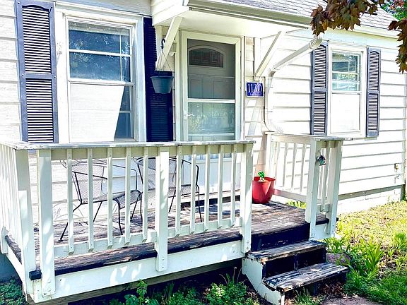 3rd image of 1130 Lake St