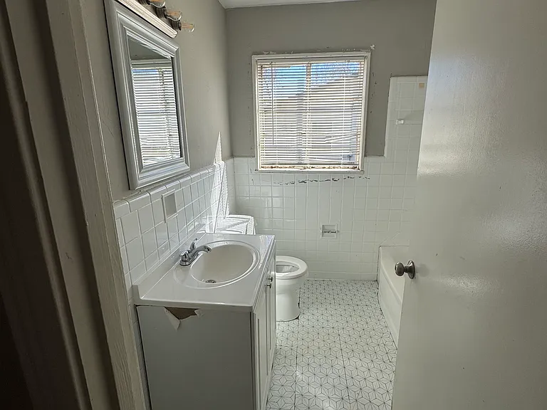 105 Lakeview Dr — Photo 20