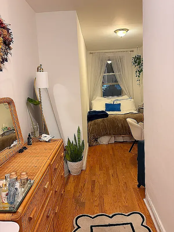 633 Union Street — Photo 3