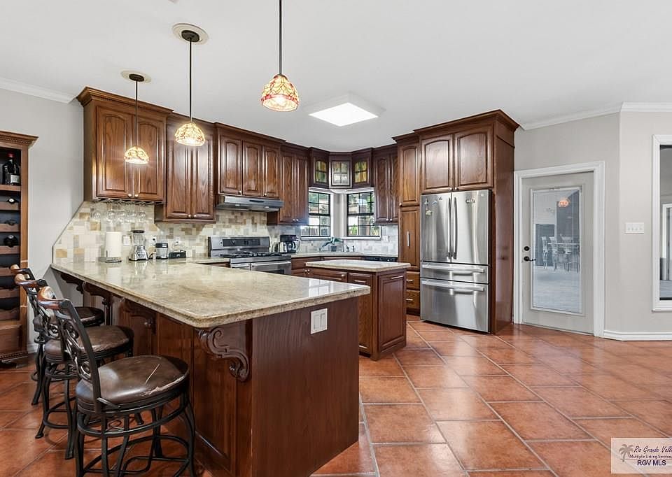 2nd image of 1508 Thornwood Dr