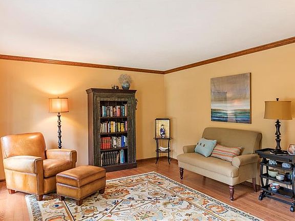 5th image of 2688 Timberglen Dr