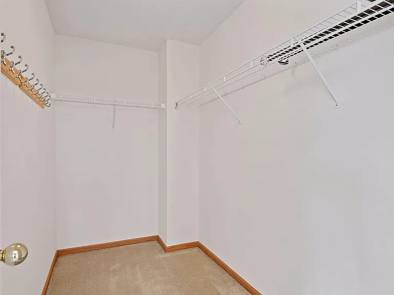 7601 Elm Grove Cir — Photo 10