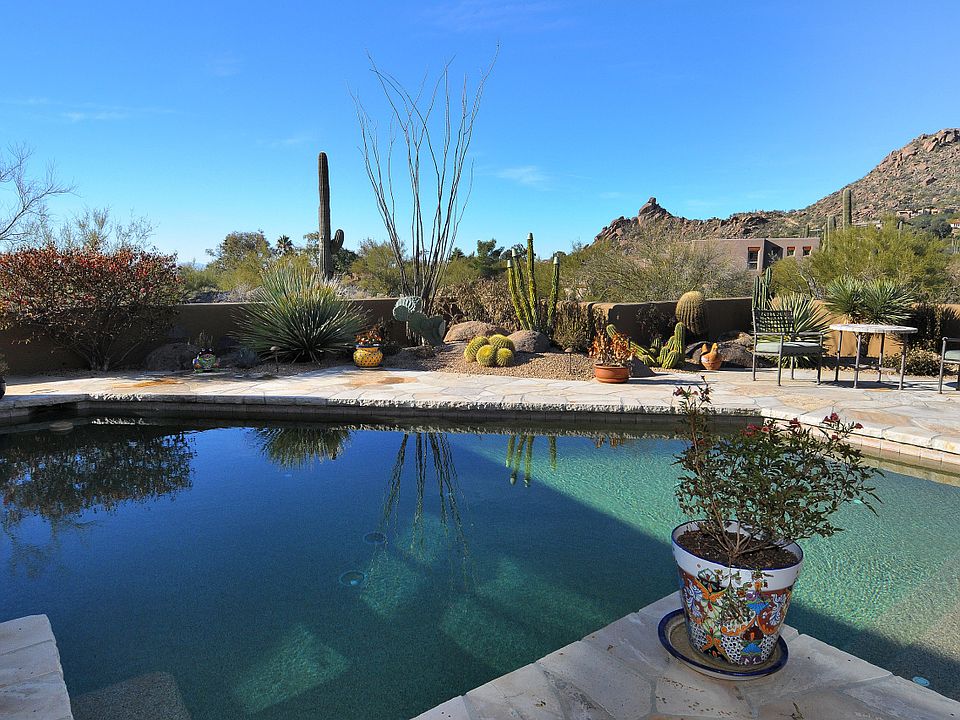 1st image of 2013 E SMOKETREE Drive