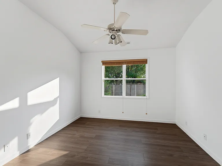 15452 Heath Cir — Photo 14