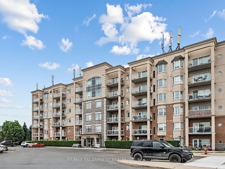 1st image of 1379 Costigan Rd #103