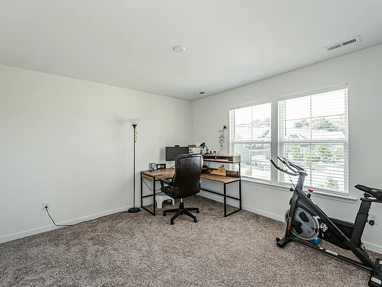 8105 Lyman Ct — Photo 30