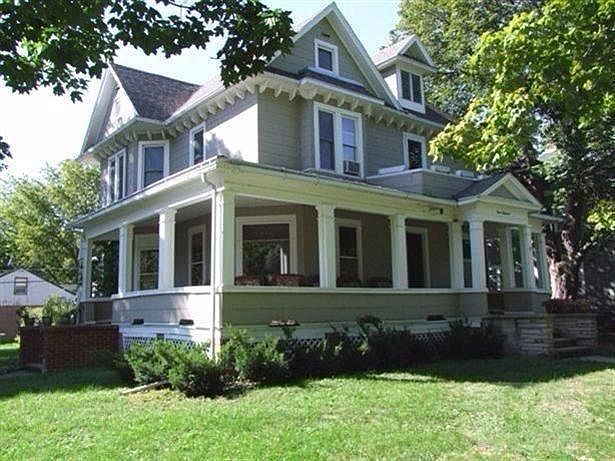 1st image of 300 Geneseo St
