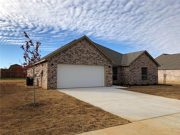 2nd image of 117 Wildflower Dr