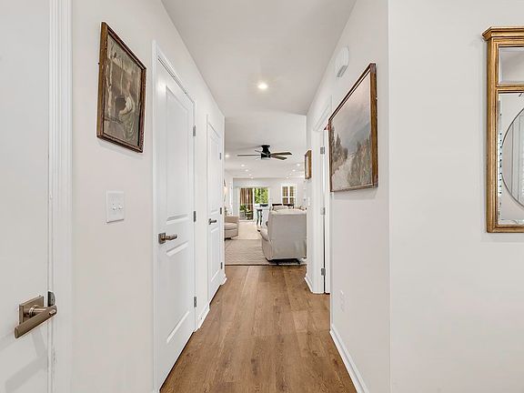 3rd image of 1137 Oak Meadows Dr